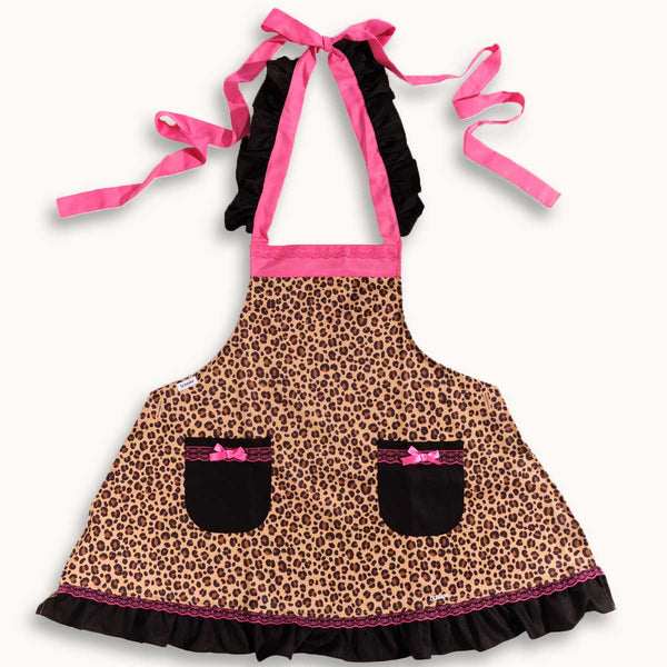 Lynnee Cookware Leopard Kitchen Apron with pink accents and pockets, 100% polyester